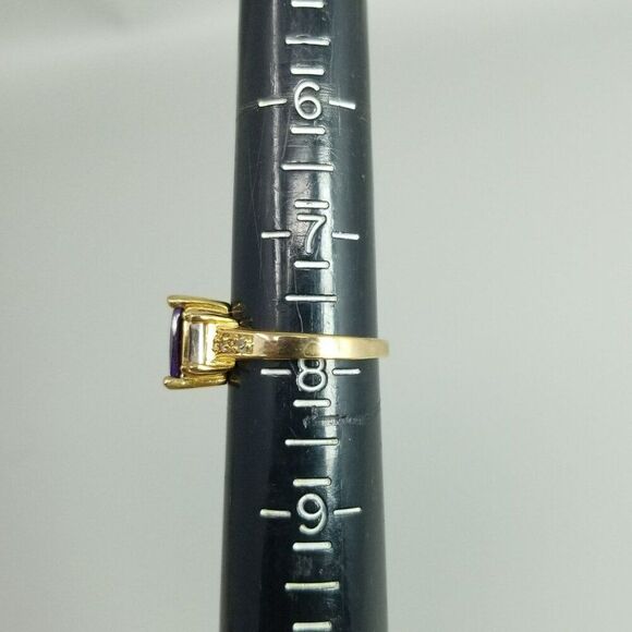 Vintage Dark Purple Rhinestone Ring, Size 8 Band, Gold Tone Setting, Estate - Picture 3 of 8